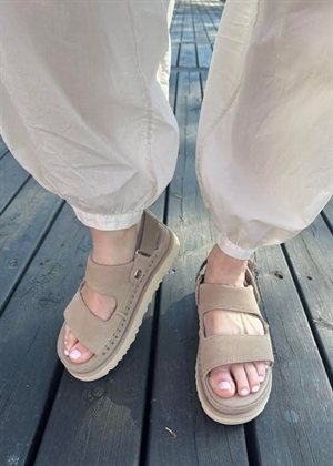 W Goldenstar Glide sandal Sand UGG